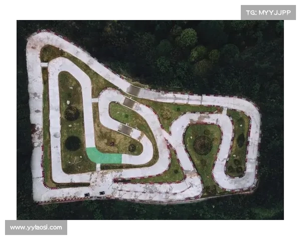 世界运动会跑酷赛道完工 成都地标建筑融入赛道设计打造独特城市风貌